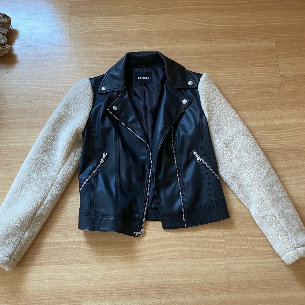 Motor jacket with shearling sleeves